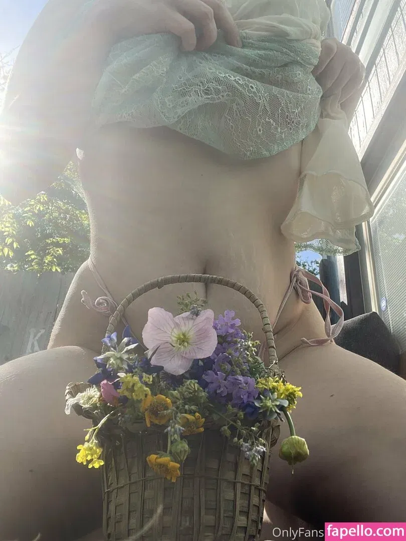 holykoley Onlyfans Photo Gallery 