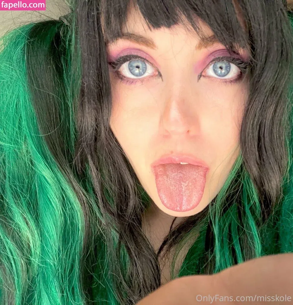 holykoley Onlyfans Photo Gallery 