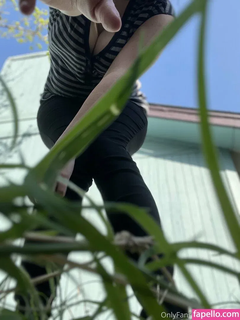 holykoley Onlyfans Photo Gallery 