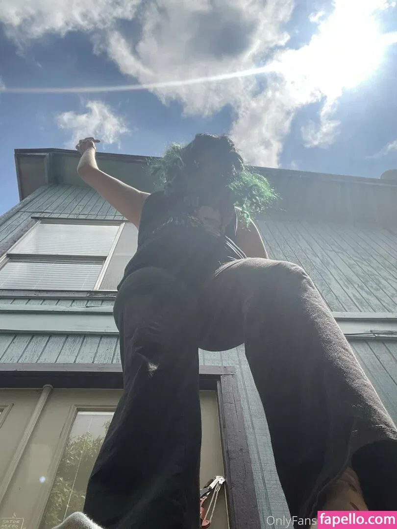 holykoley Onlyfans Photo Gallery 