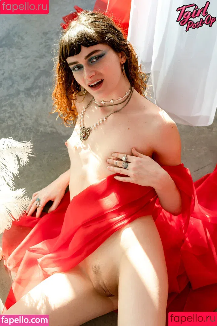 Viola Costa / loveviolacosta / violacosta Onlyfans Photo Gallery 