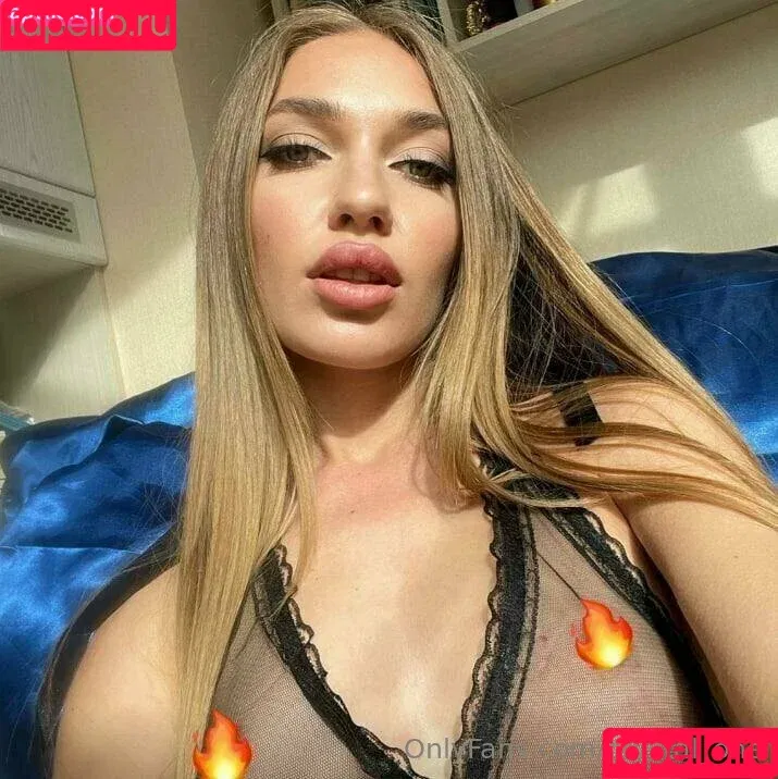 crystal_one / thecrystalone_ Onlyfans Photo Gallery 