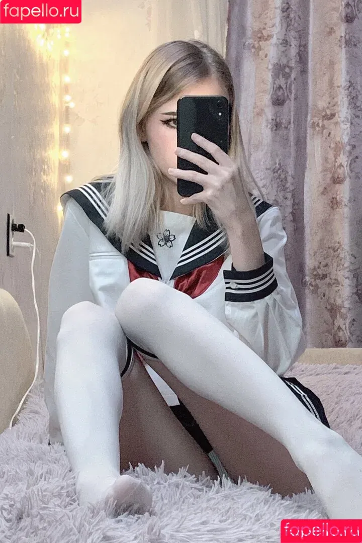 etogabi / mylittlegabi / mylittlehorny Onlyfans Photo Gallery 