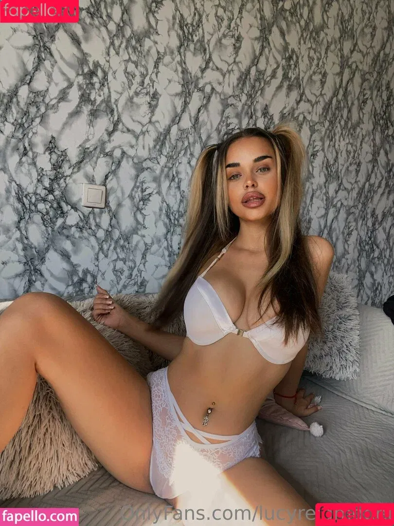 fantasylucy / fantasylucyeyelashes Onlyfans Photo Gallery 