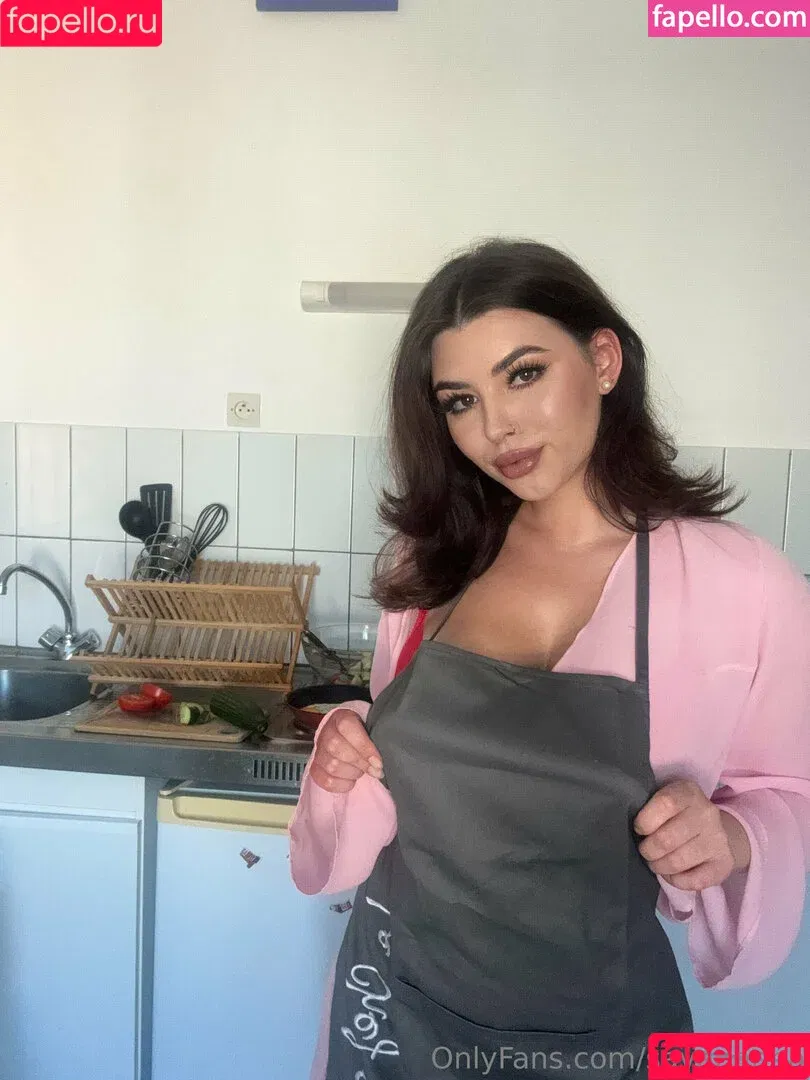 savananna / thesavbananas Onlyfans Photo Gallery 