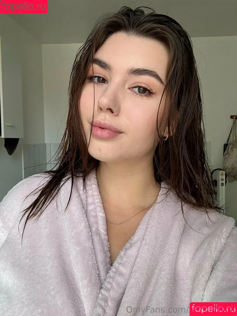 savananna / thesavbananas Onlyfans Photo Gallery 