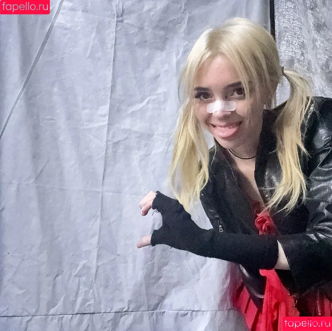 Sophie Powers / sophiep0wers / sophiepowers Onlyfans Photo Gallery 