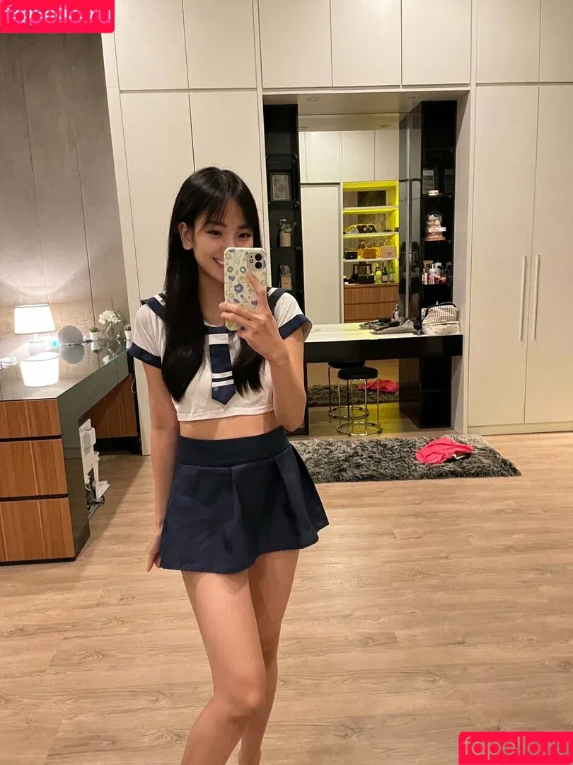 Aveline Liu / aveline / xoaveline_liu Onlyfans Photo Gallery 