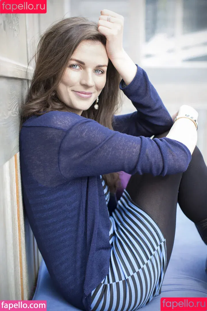 Aisling Bea / baby_aisling / weemissbea Onlyfans Photo Gallery 