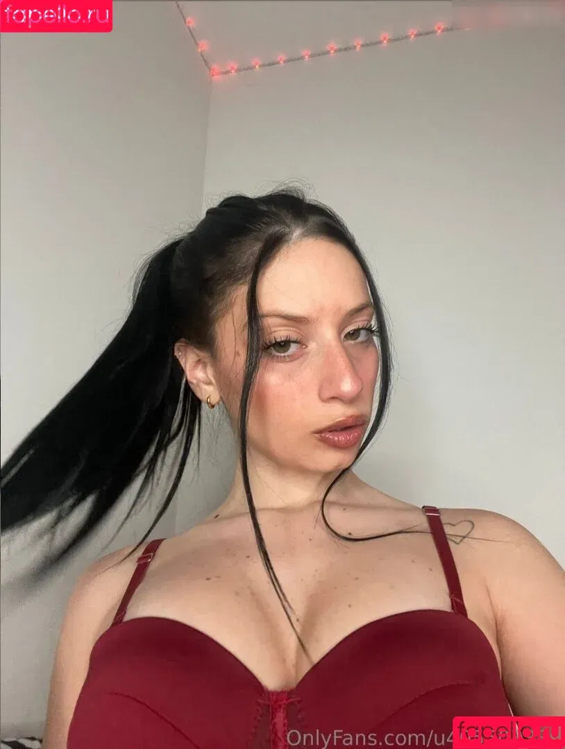 Abigail Lux / Abigaillux / lovelyabigaillux Onlyfans Photo Gallery 