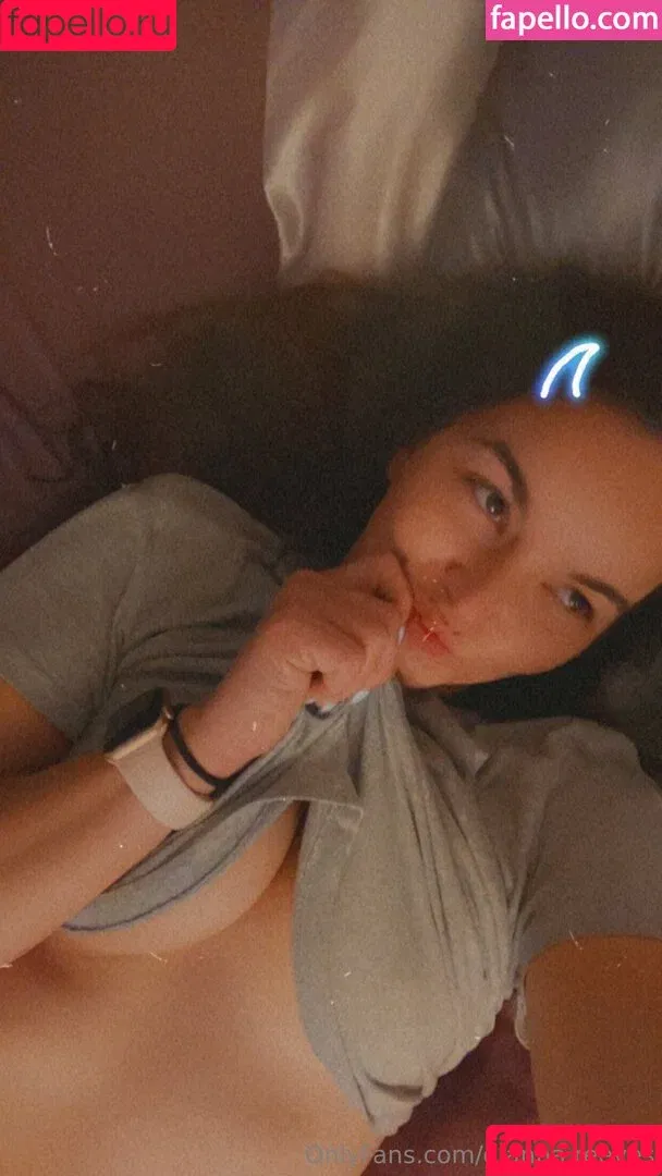 gianna.reeves / keaanuureeves Onlyfans Photo Gallery 