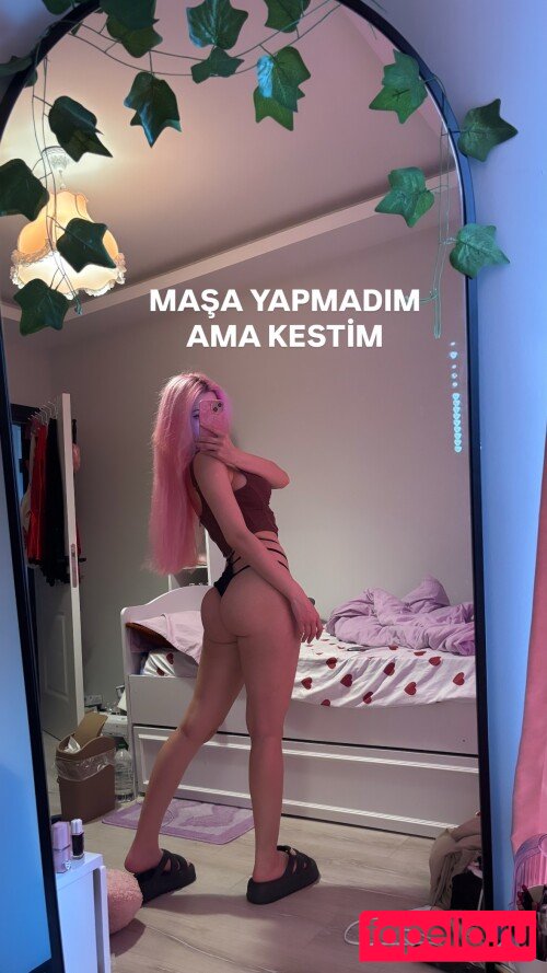 Zeynep Ece Nude Onlyfans Photo 309