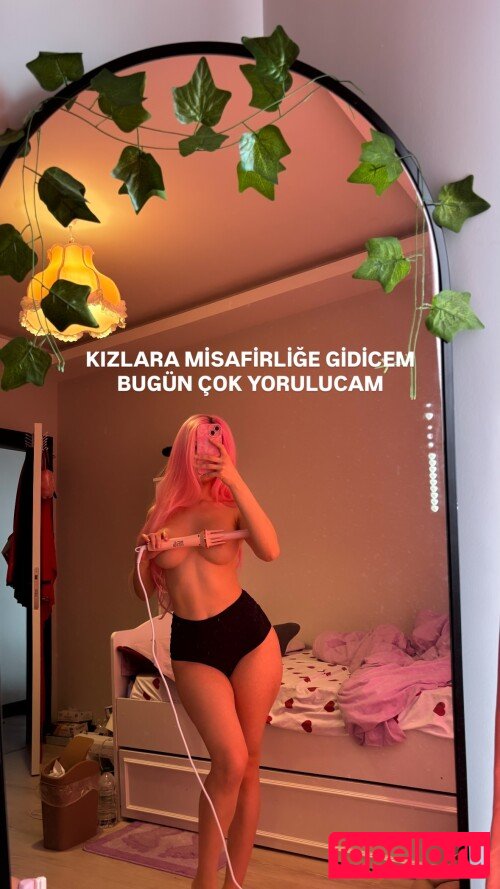 Zeynep Ece Nude Onlyfans Photo 306