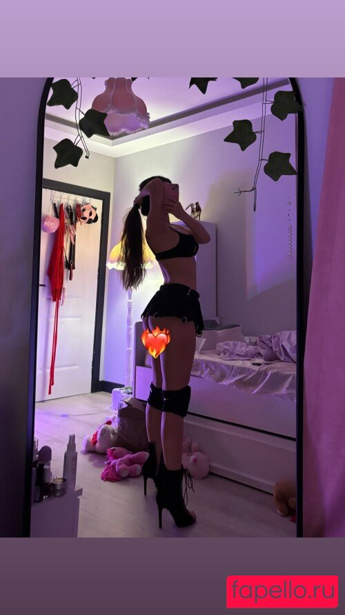 Zeynep Ece Nude Onlyfans Photo 239