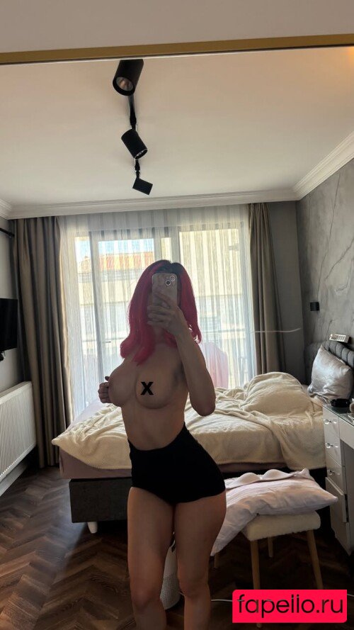 Zeynep Ece Nude Onlyfans Photo 159