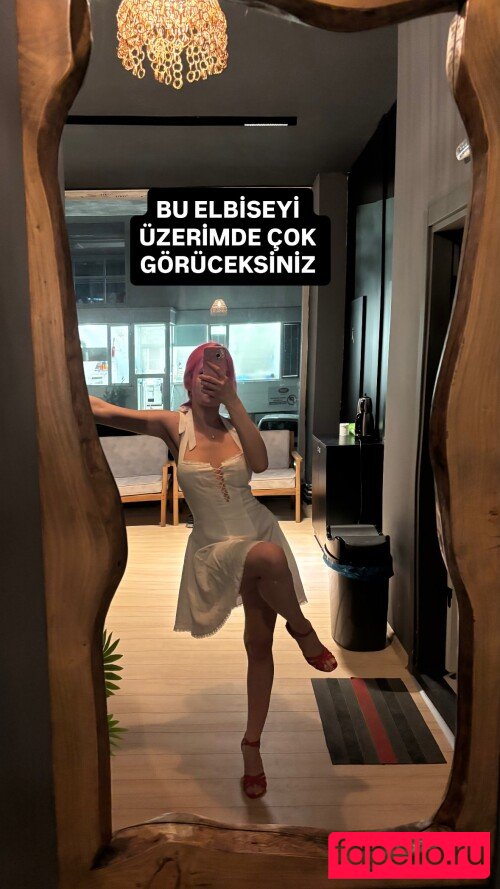 Zeynep Ece Nude Onlyfans Photo 43