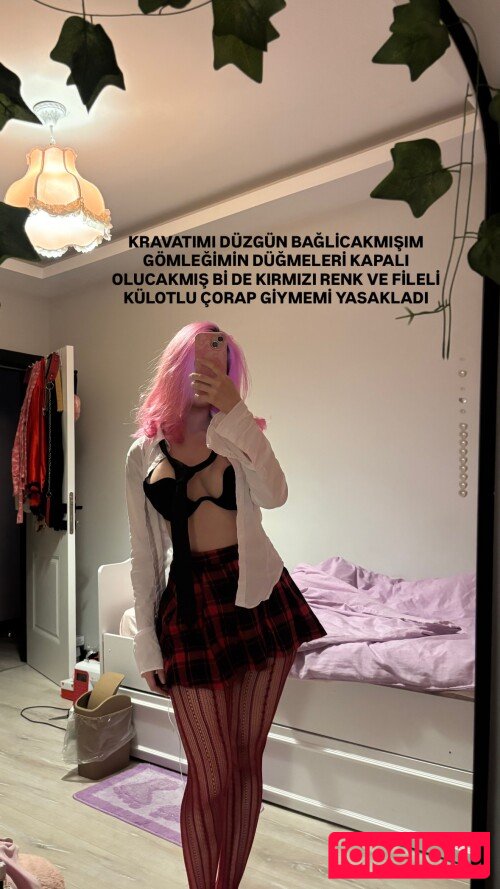 Zeynep Ece Nude Onlyfans Photo 32