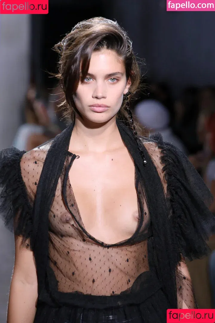Sara Sampaio / SaraSampaio / SaraSampaioOficial Onlyfans Photo Gallery 