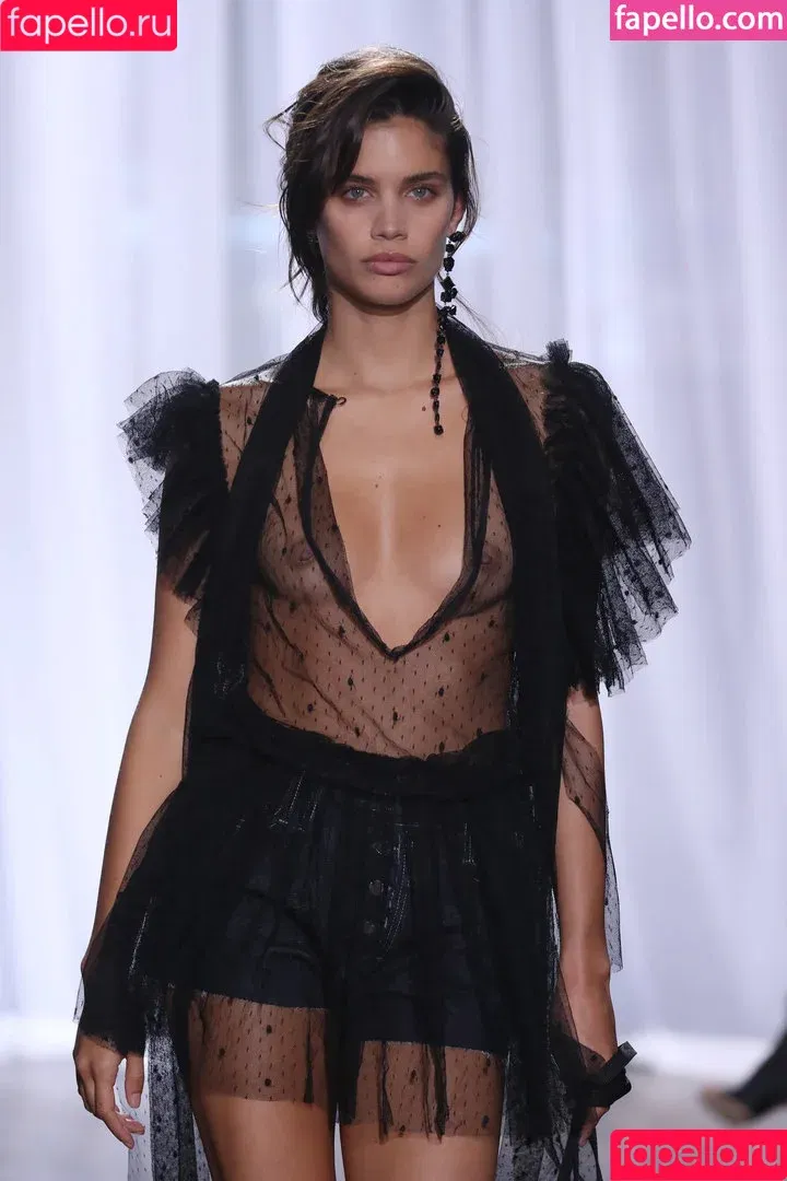 Sara Sampaio / SaraSampaio / SaraSampaioOficial Onlyfans Photo Gallery 