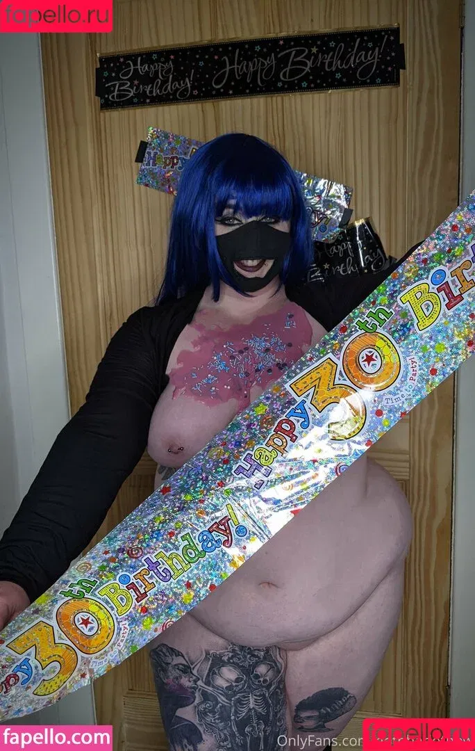 gothharlotbbw / littleheathengoth Onlyfans Photo Gallery 