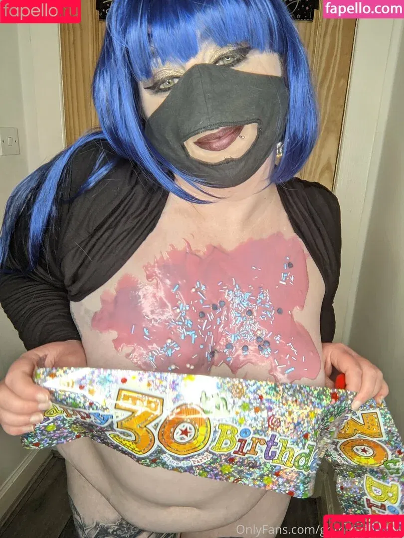 gothharlotbbw / littleheathengoth Onlyfans Photo Gallery 