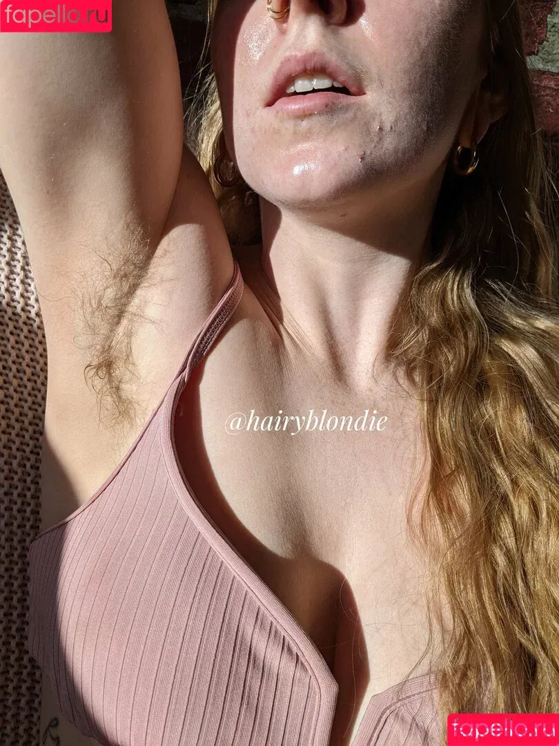 Goldie / Hairyblondie / hairy_blondie Onlyfans Photo Gallery 