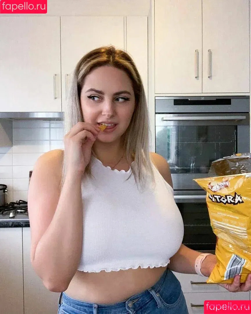 RachelElizabeth / rachel_beth87 / rachelelizabeth87 Onlyfans Photo Gallery 