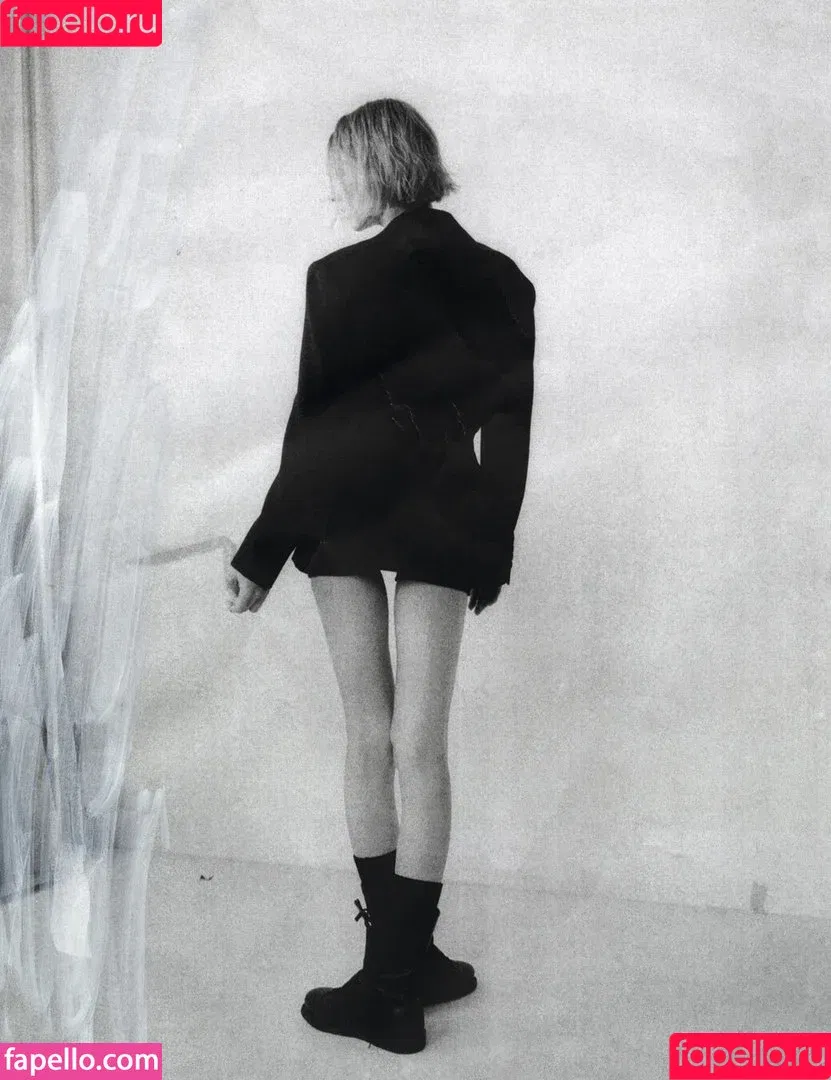 Hunter Schafer / hunterschafer Onlyfans Photo Gallery 