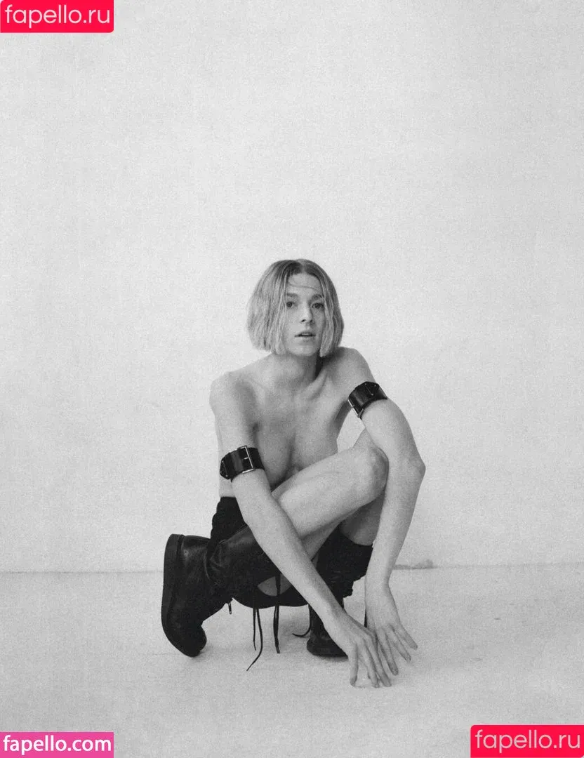 Hunter Schafer / hunterschafer Onlyfans Photo Gallery 