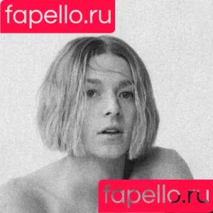 Hunter Schafer / hunterschafer Onlyfans Photo Gallery 