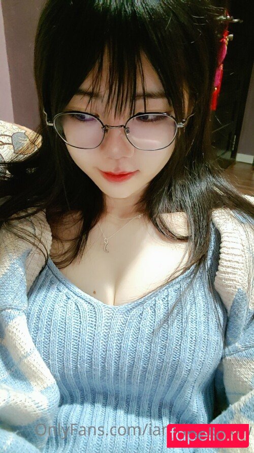 Sally Dorasnow Nude Onlyfans Photo 45