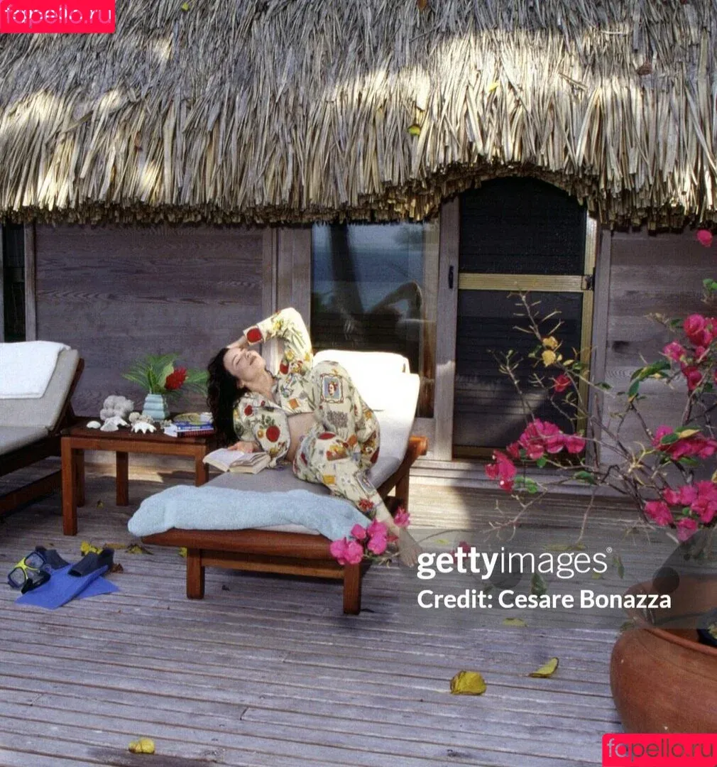 Fran Drescher / officialfrandrescher Onlyfans Photo Gallery 