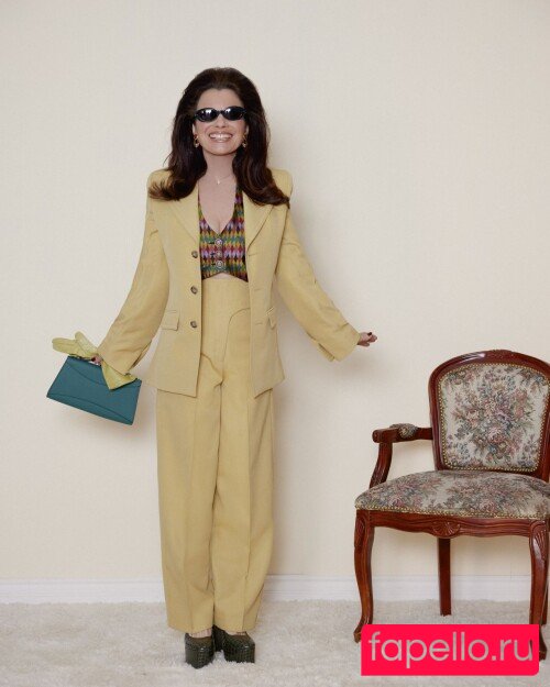 Fran Drescher Nude Onlyfans Photo 23