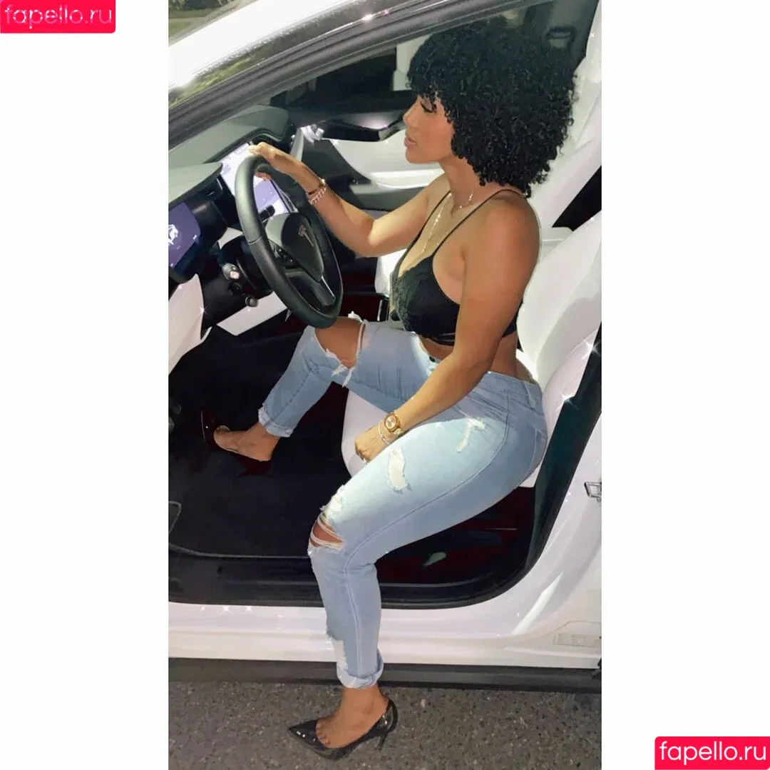 IAMSOPHIIELIKOSKY / Sophie Likosky / sophiielikosky Onlyfans Photo Gallery 