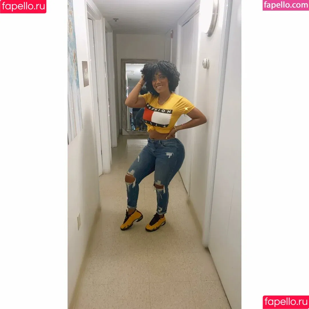 IAMSOPHIIELIKOSKY / Sophie Likosky / sophiielikosky Onlyfans Photo Gallery 