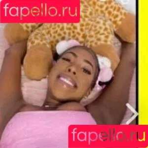 babygirlnaomii / babygirlnaomii._ Onlyfans Photo Gallery 