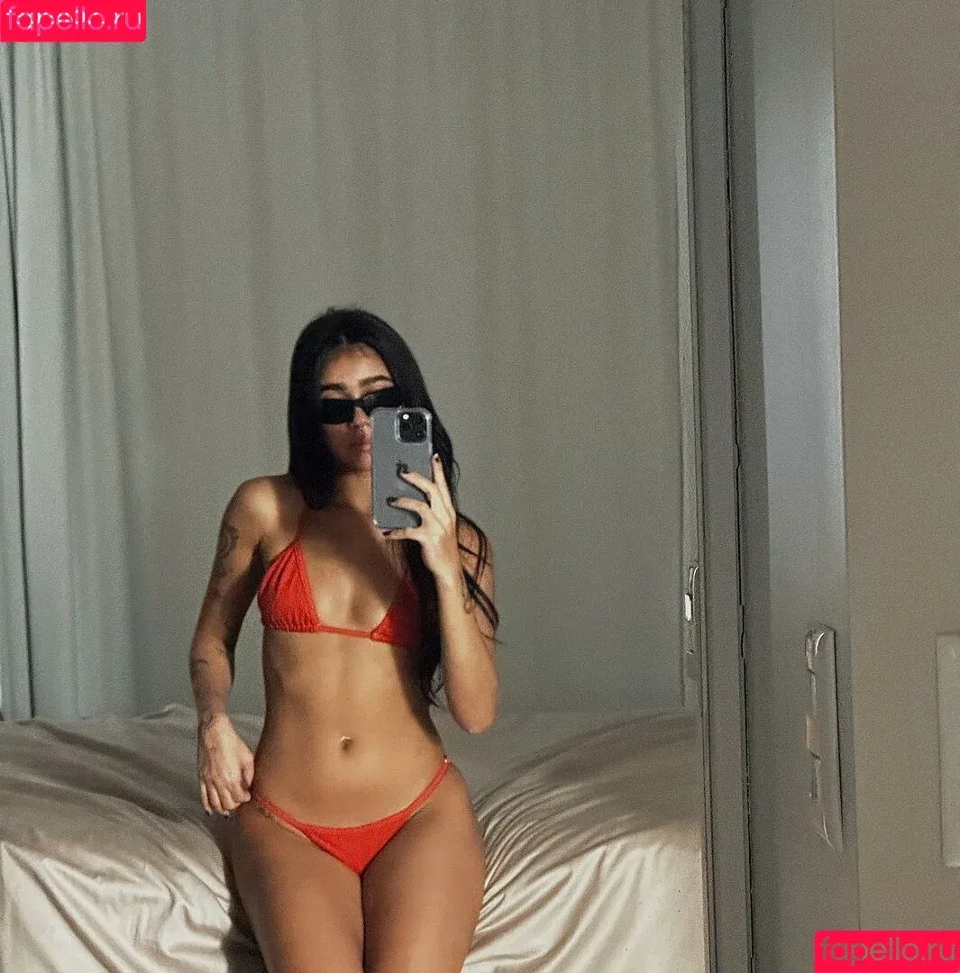 Rebeca Bareto / beca_barreto / becaa_barreto Onlyfans Photo Gallery 