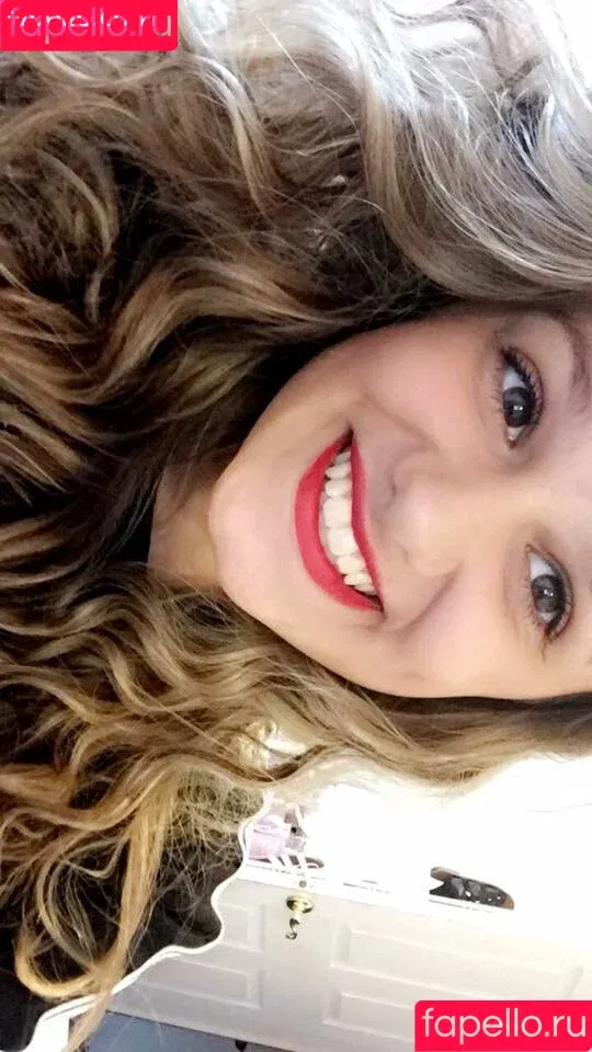 Macy Nicole Burris / macynicole / macynicole.1 Onlyfans Photo Gallery 