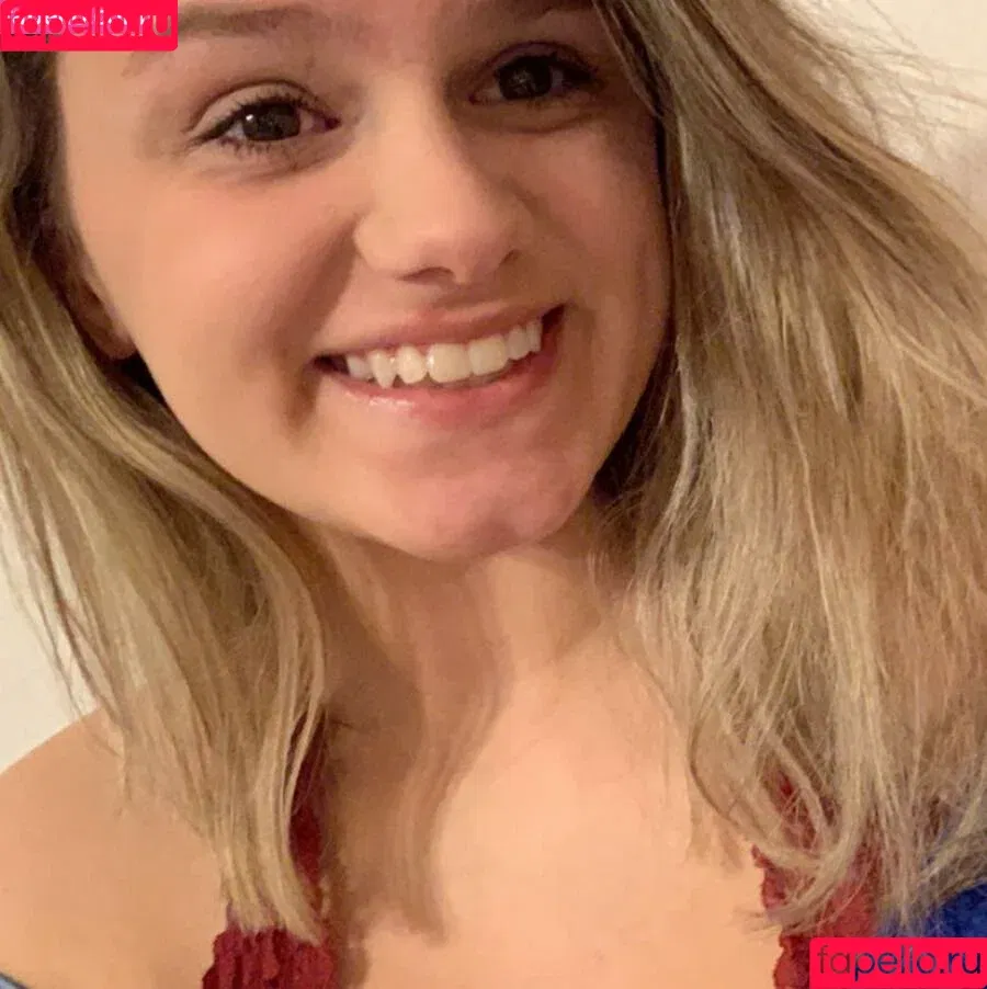 Macy Nicole Burris / macynicole / macynicole.1 Onlyfans Photo Gallery 