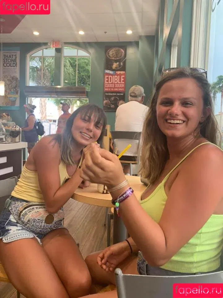 Macy Nicole Burris / macynicole / macynicole.1 Onlyfans Photo Gallery 