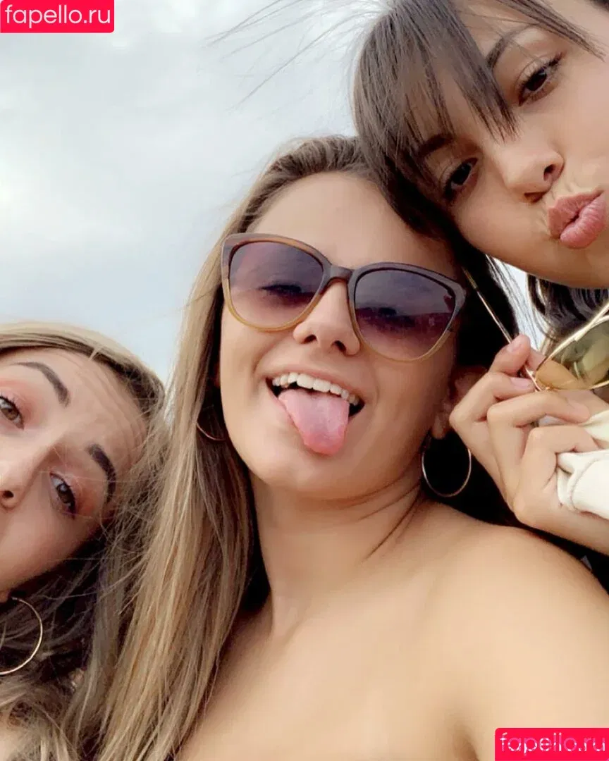 Macy Nicole Burris / macynicole / macynicole.1 Onlyfans Photo Gallery 