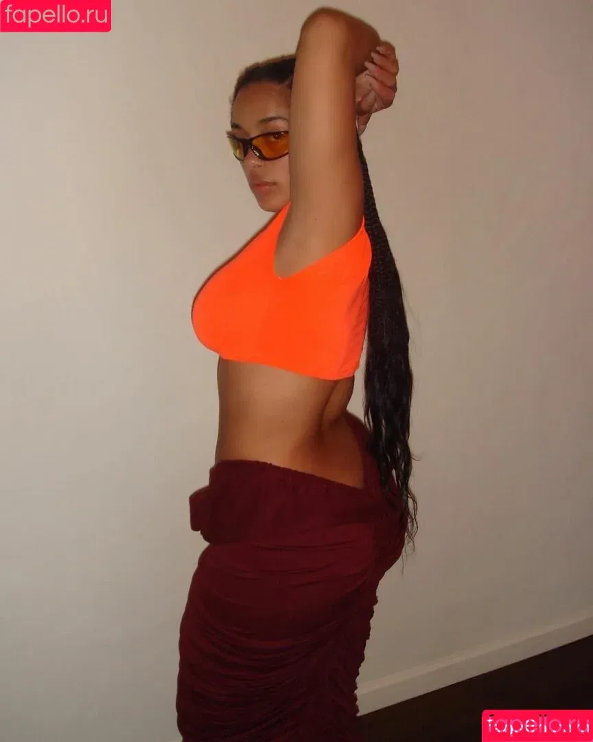 Jorja Smith / itstaaayy / jorjasmith_ Onlyfans Photo Gallery 