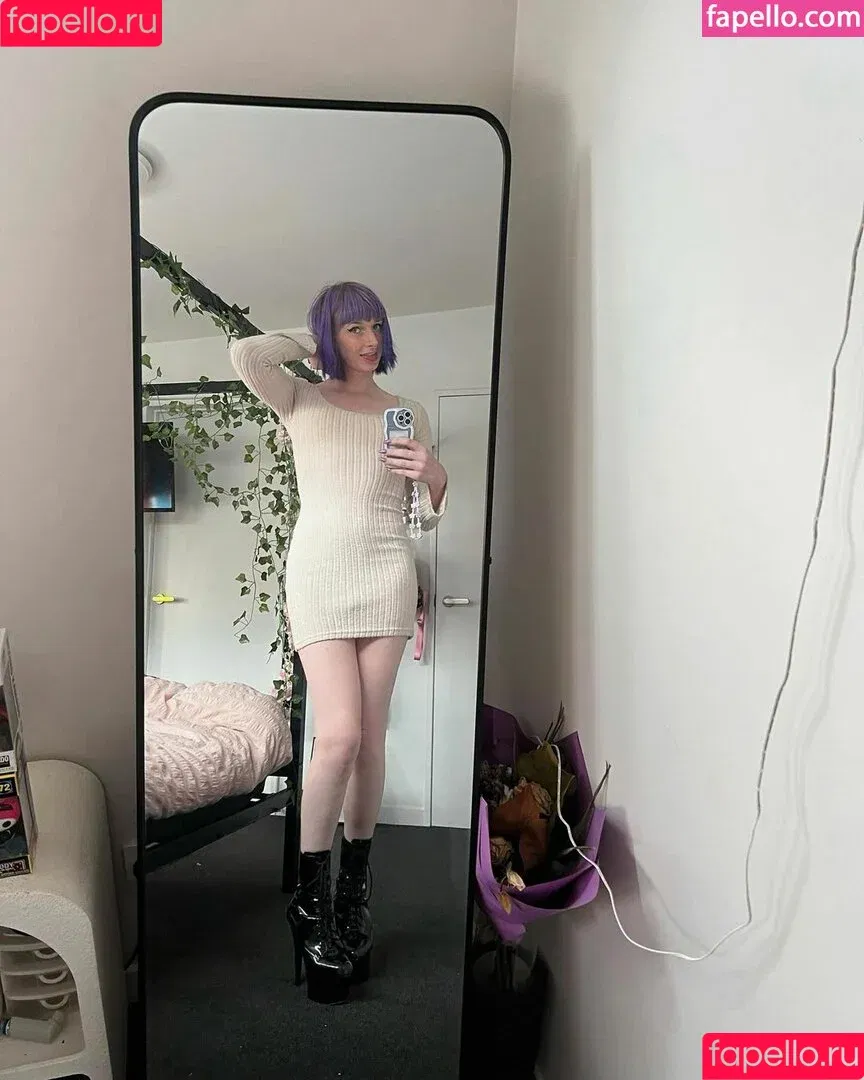 Cassie Moans / cass_moans / cassie.moans / cassiemoans Onlyfans Photo Gallery 