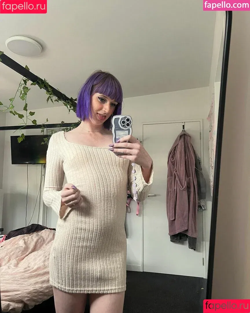 Cassie Moans / cass_moans / cassie.moans / cassiemoans Onlyfans Photo Gallery 