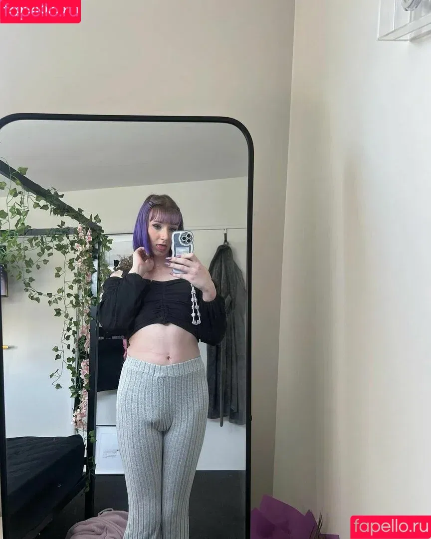 Cassie Moans / cass_moans / cassie.moans / cassiemoans Onlyfans Photo Gallery 