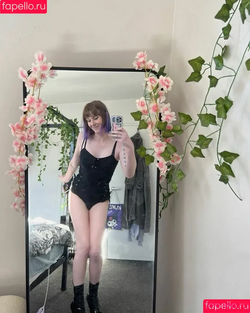 Cassie Moans / cass_moans / cassie.moans / cassiemoans Onlyfans Photo Gallery 