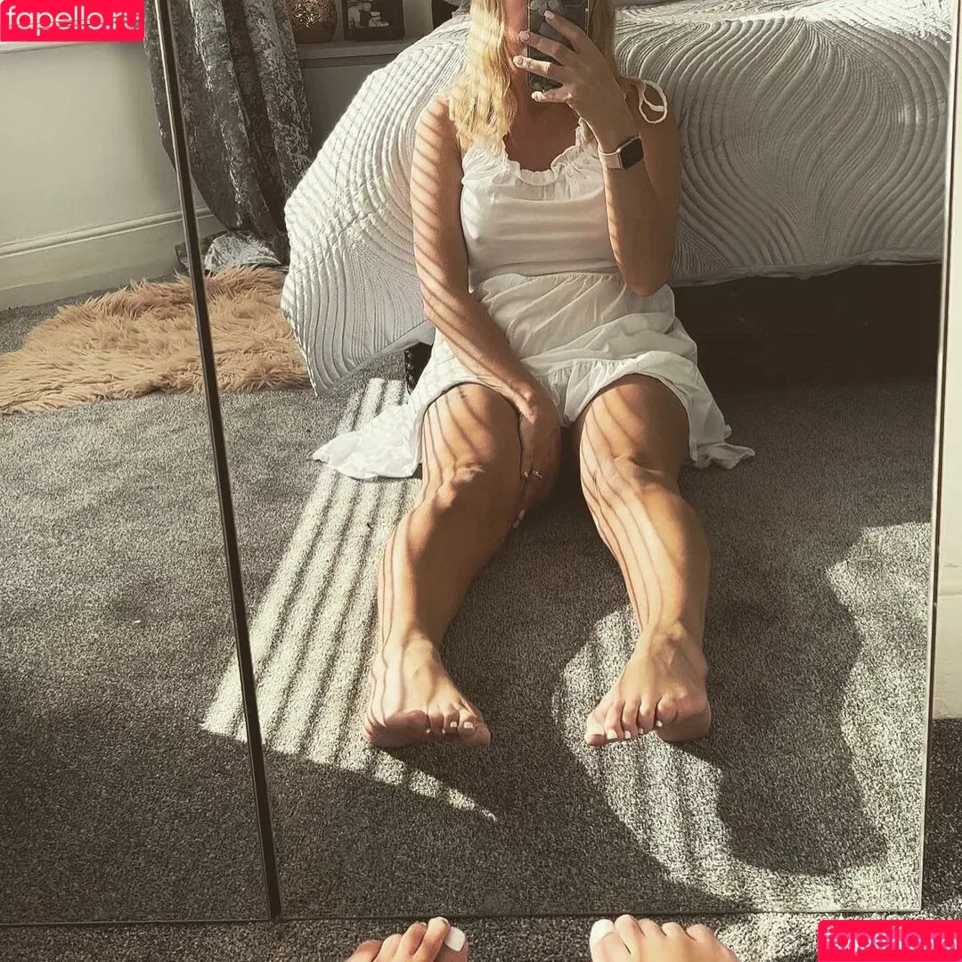 Sam Emily Smith VIP / SamEmilysmith78 / samemilysmith Onlyfans Photo Gallery 