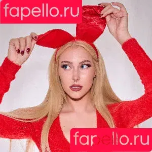 Hannahhollyla / Holly Halen / Holly Von Halen / holly777666 / misshollyallen Onlyfans Photo Gallery 