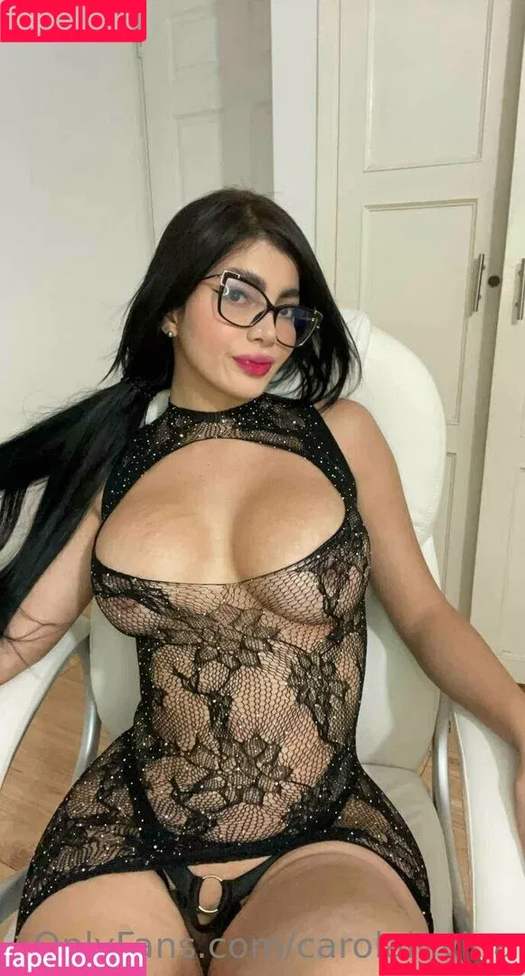 carolainvina / caroline_vina Onlyfans Photo Gallery 