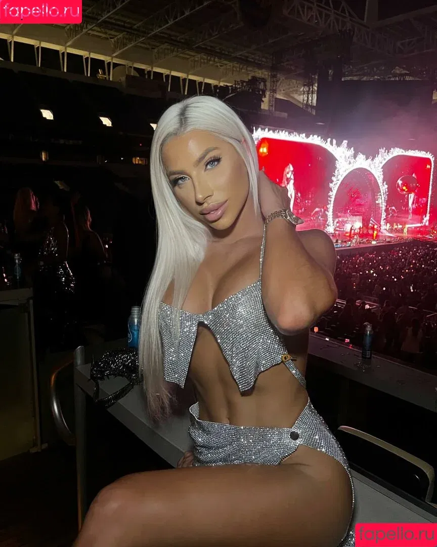 Logan Farts / Logan Yarts / loganfartz / luisloganxxx Onlyfans Photo Gallery 